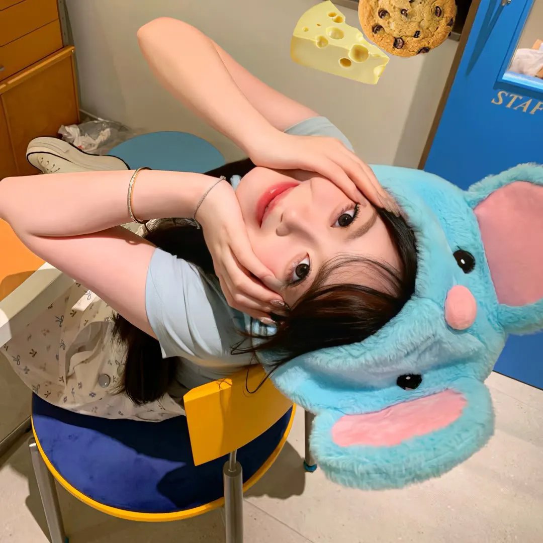 拂晓的尤娜海报