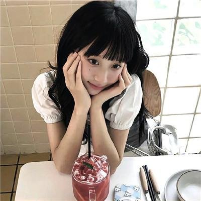 雪花艳舞海报