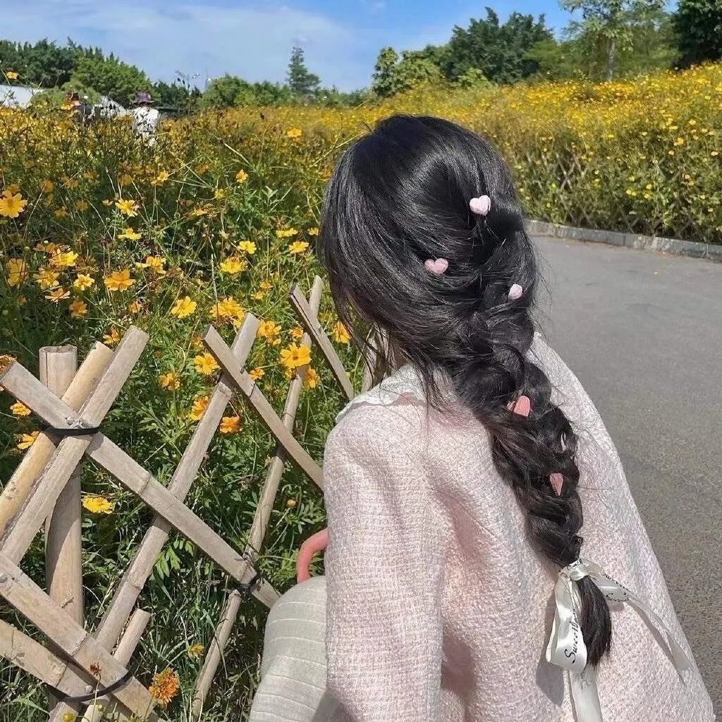 崭新夏日海报
